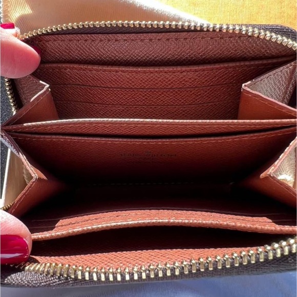 Louis Vuitton monogram zippy wallet NEW in box - Picture 7 of 11